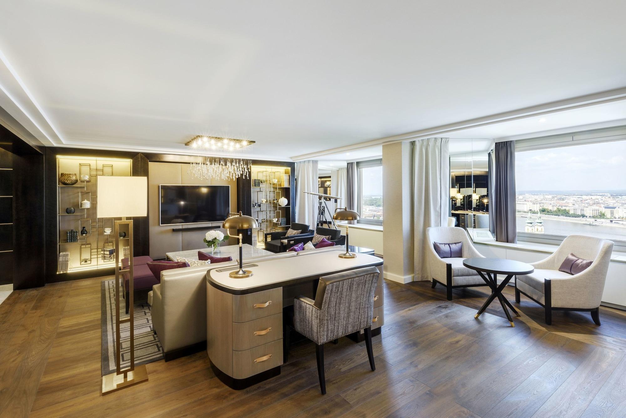 Hilton Отель