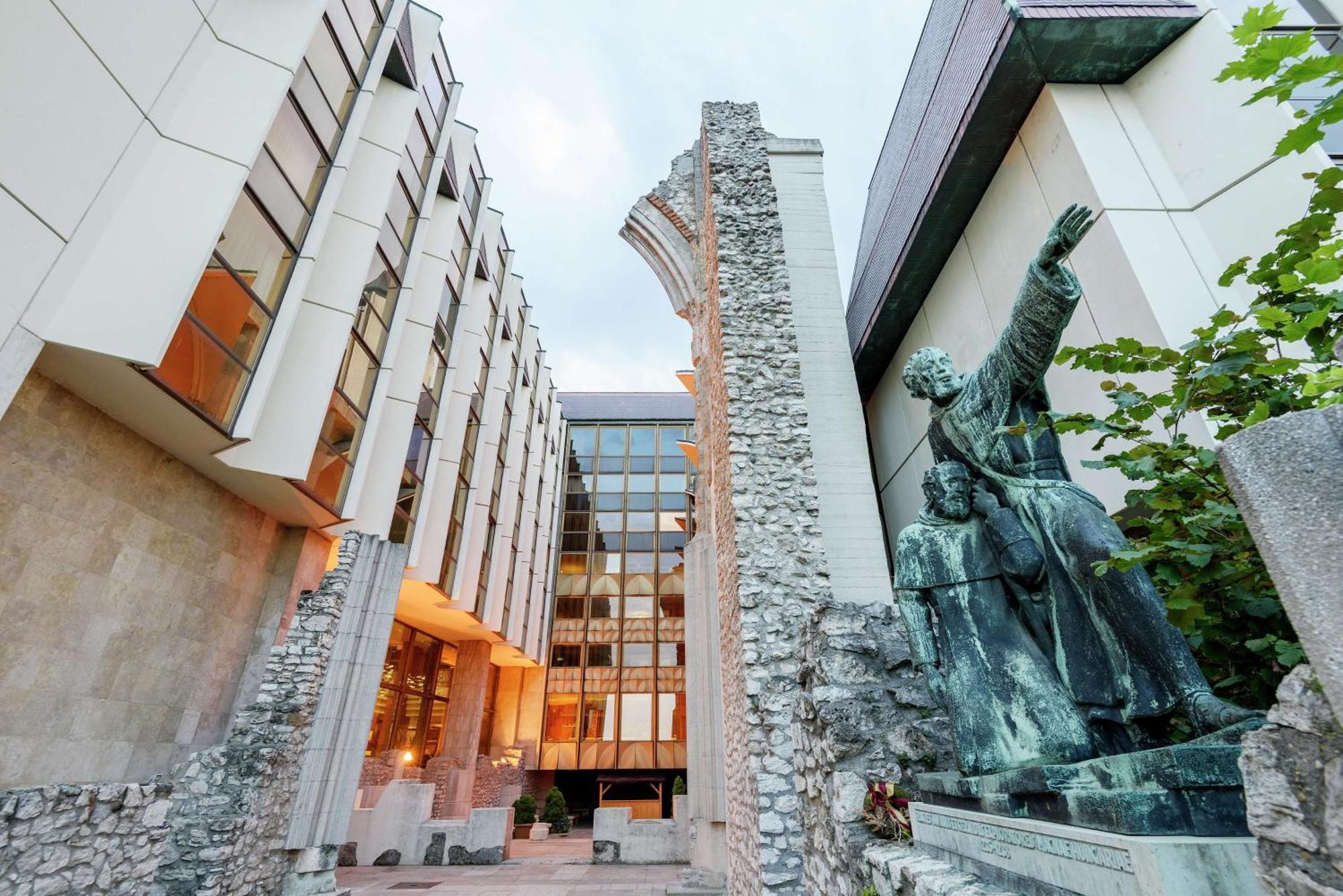 Hilton Отель Будапешт